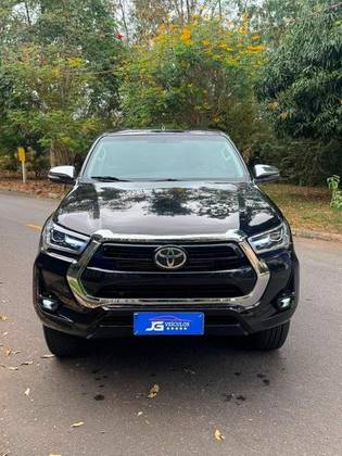 TOYOTA HILUX 2.7 SR 4X2 CD 16V FLEX 4P AUTOMÁTICO TOYOTA HILUX 2.7 SR 4X2 CD 16V FLEX 4P AUTOMÁTICO